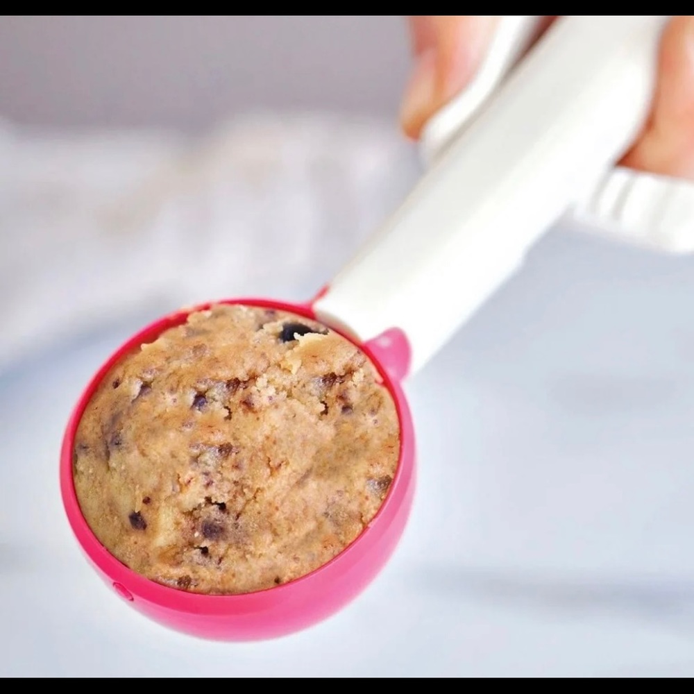Tupperware portion scoops. - Picture 3 of 11